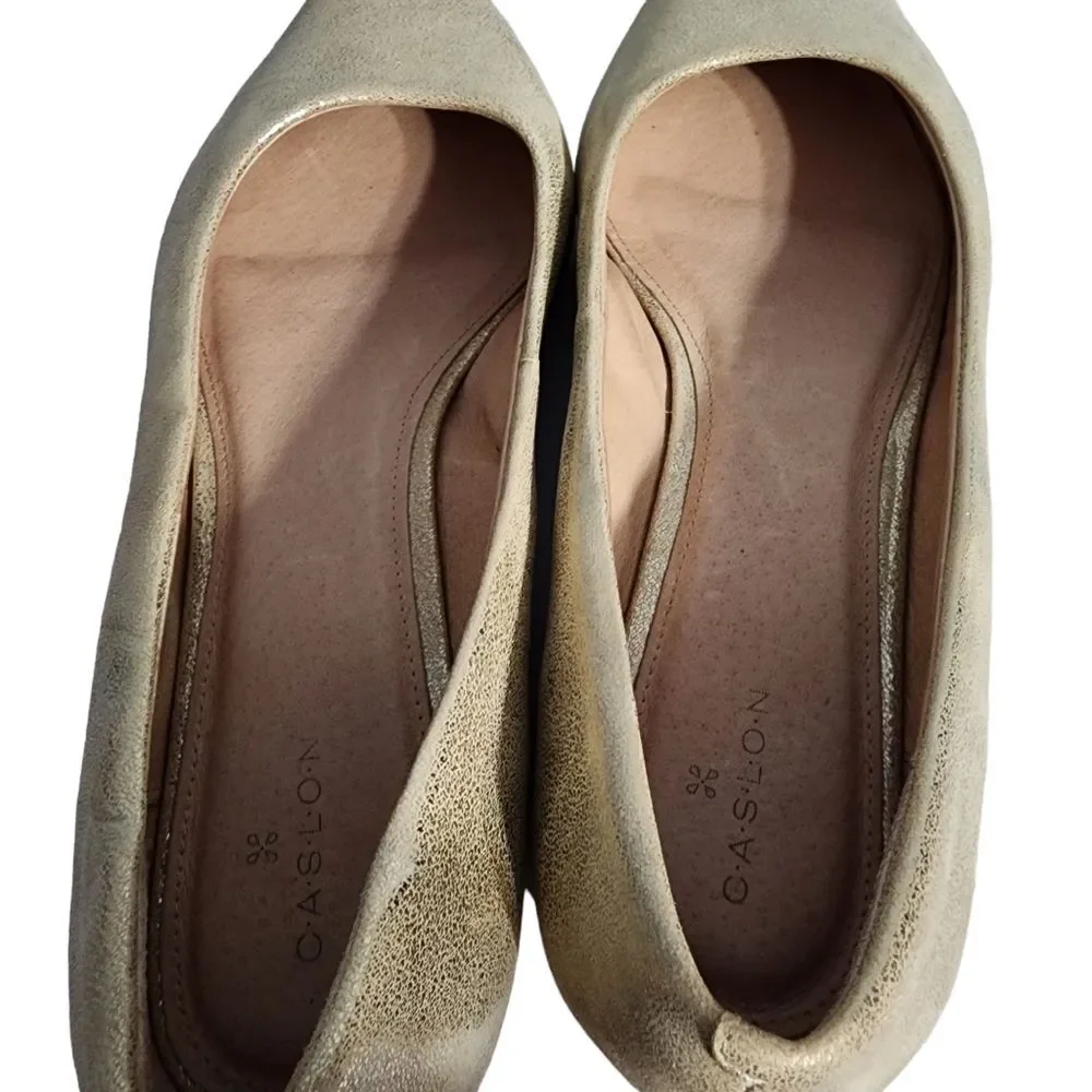 Caslon Luna Cushioned Gold Shimmer Pointed Toe Flats 10